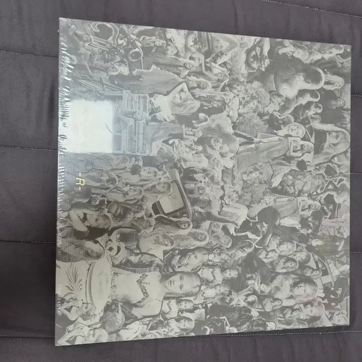 [SOLD OUT] 로제 First Single Vinyl LP -R-