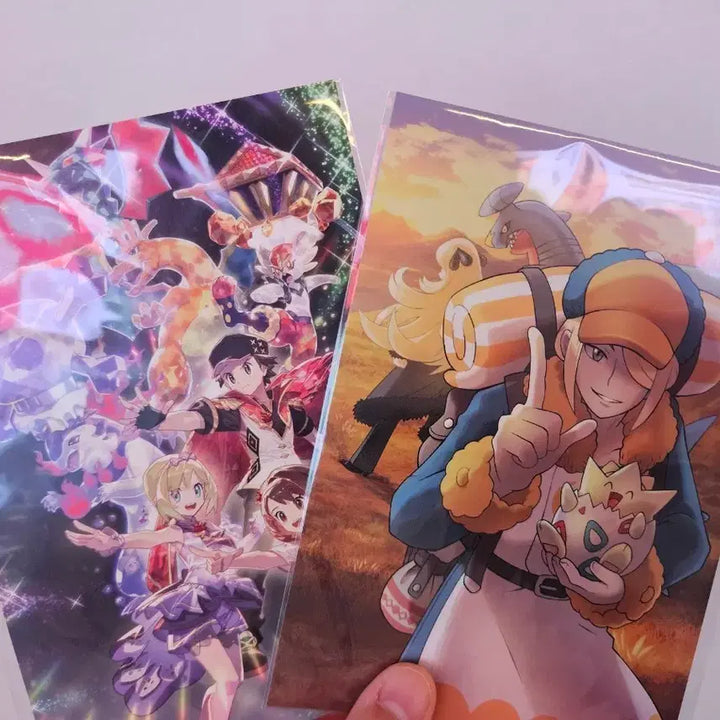 [BUNJANG] Pokemon Masters EX Official Illustration Postcard Set (2 Types) - Cynthia &amp; Hilda / 포켓몬 마스터즈 포케마스 특전 일러스트 엽서 2종 월로 난천 테라스탈