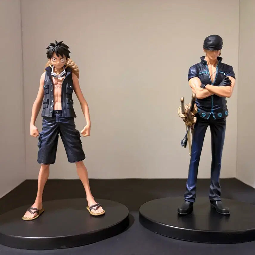 [BUNJANG] One Piece DXF Film Gold Luffy &amp; Zoro Figures Bundle Set / 원피스 DXF 필름골드 루피 조로 피규어 일괄 판매