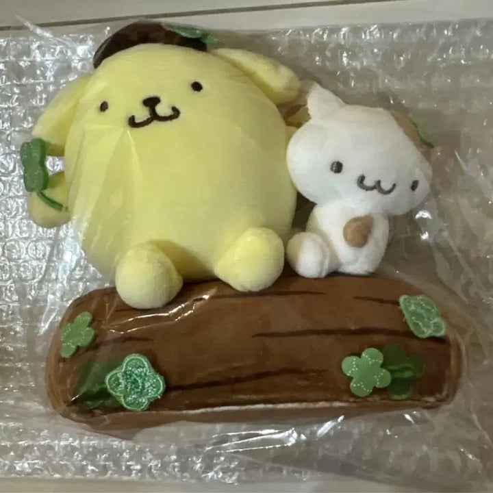 [BUNJANG] Sanrio Pompompurin Clover 30th Anniversary Plush Doll / 폼폼푸린 머핀 클로버 30주년 인형 무뉴구루미