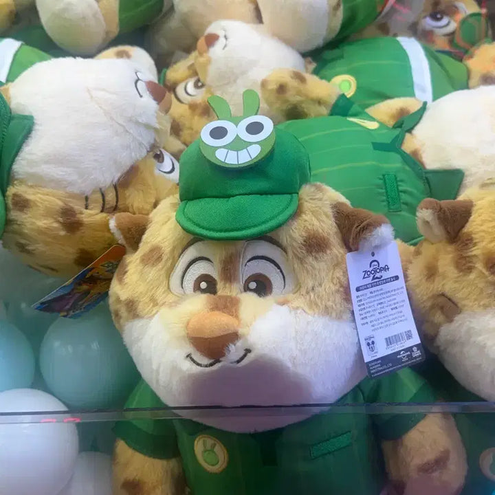 [BUNJANG] Zootopia Benjamin Clawhauser Plush / 주토피아 벤자민 인형 새상품