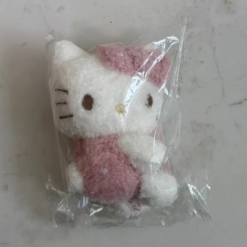 [BUNJANG] Maison de FLEUR Kitty Mascot Plush / 메종드플뢰르 키티 마스코트 인형