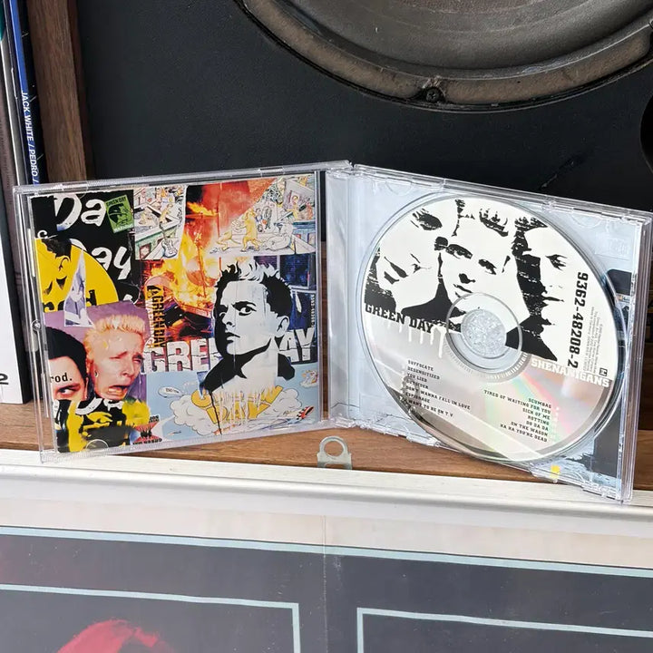 [BUNJANG] Green Day Shenanigans CD Album / 그린 데이 Shenanigans 앨범 cd