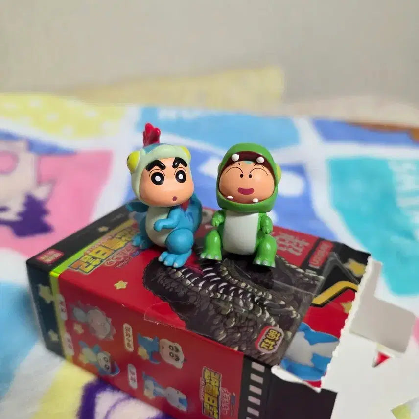 [BUNJANG] Crayon Shin-chan Dinosaur Diary Figure Set / 짱구는 못말려 공룡일기 피규어 가챠 짱구, 훈이 일괄