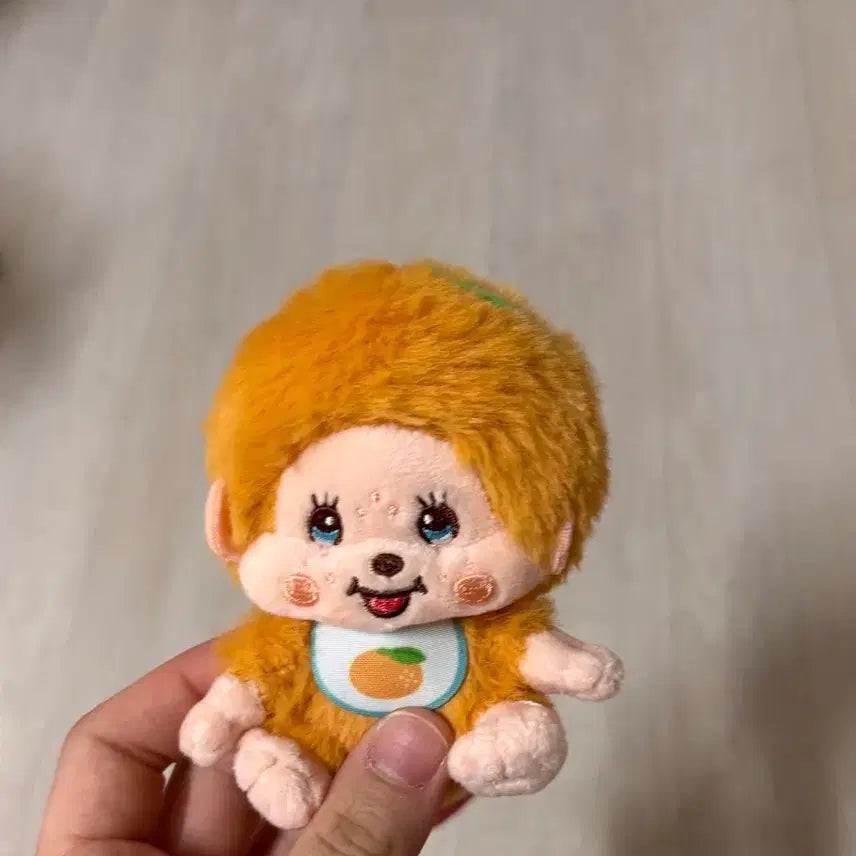 [BUNJANG] Monchhichi Orange Bib Plush Doll / 몬치치 인형 오렌지 턱받이 봉제인형