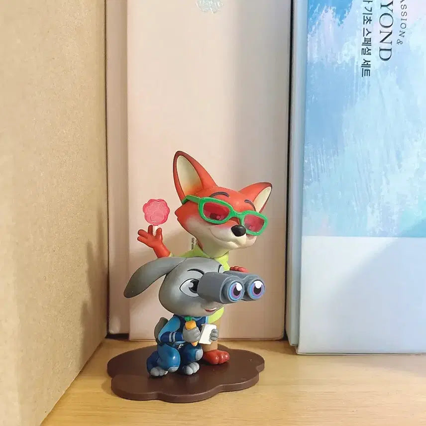 [BUNJANG] Zootopia Nick Wilde Holiday Doll Figure Bundle Set / 주토피아 홀리데이 닉 인형 피규어 일괄
