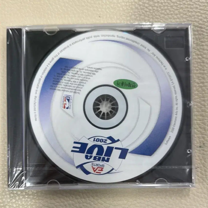 [BUNJANG] EA NBA Live 2001 CD (Sealed) / EA NBA 라이브 2001 CD 미개봉