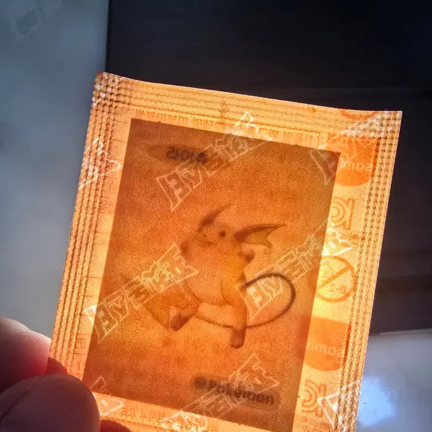 [BUNJANG] Pokemon 30th Anniversary First Edition Bread Sticker (Raichu) &amp; Others / 포켓몬스터 30주년 초판 띠부실 (라이츄) 그 외 다수