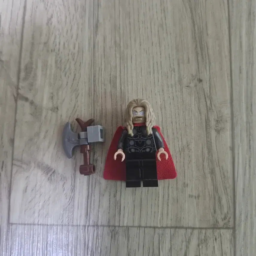 [BUNJANG] Lego Avengers Endgame Thor Minifigure / 레고 어벤져스 엔드게임 토르(네고 가능)