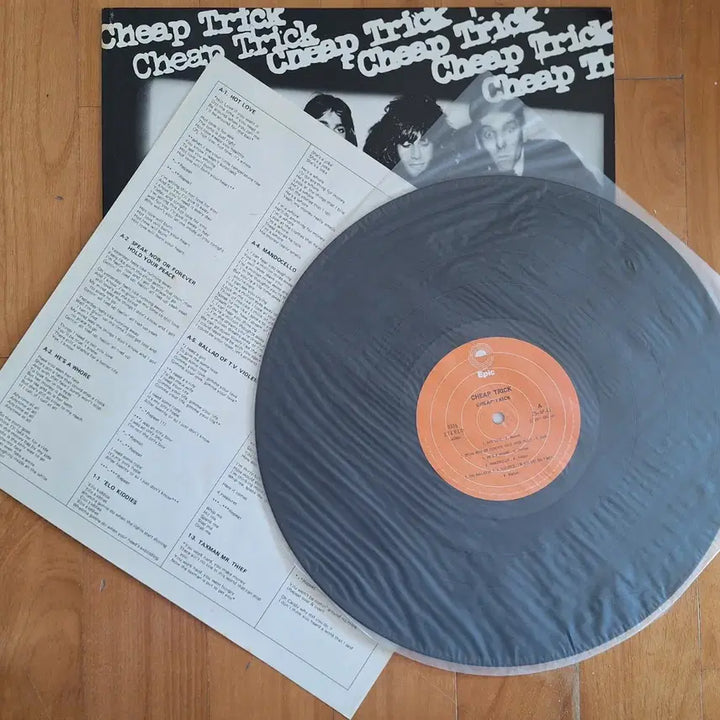 [BUNJANG] Cheap Trick Cheap Trick LP Vinyl Record / 수입반/Cheap Trick-Cheap Trick LP