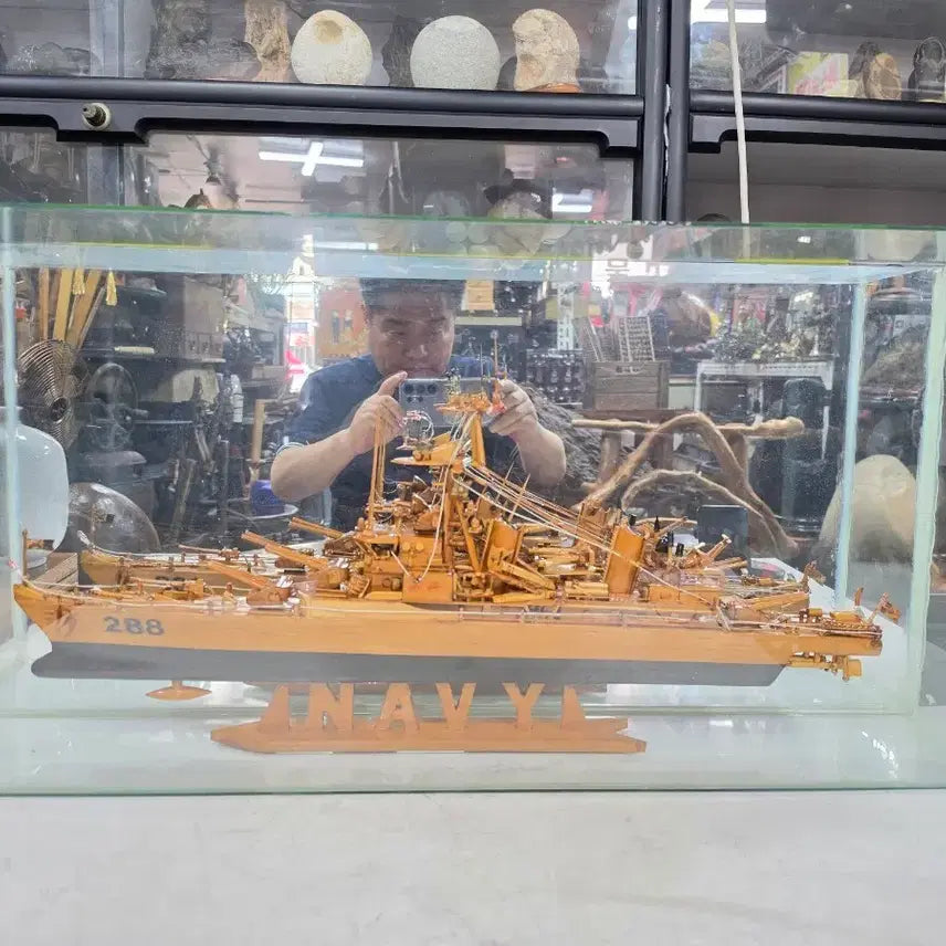 [BUNJANG] Wooden Warship Model Display Case / 나무 군함