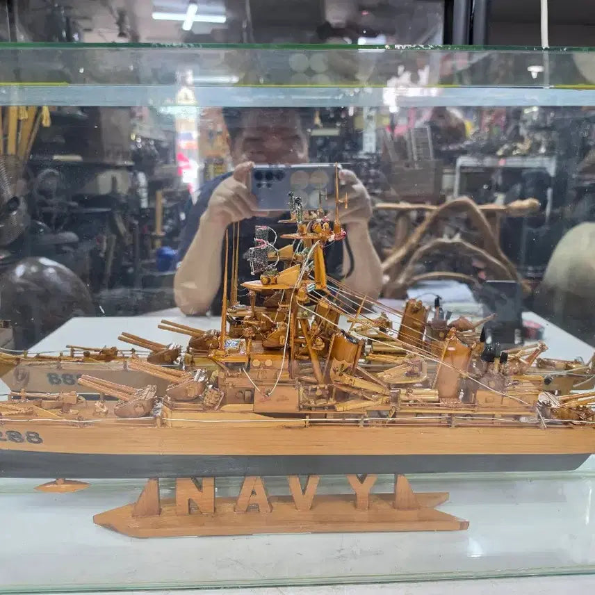 [BUNJANG] Wooden Warship Model Display Case / 나무 군함