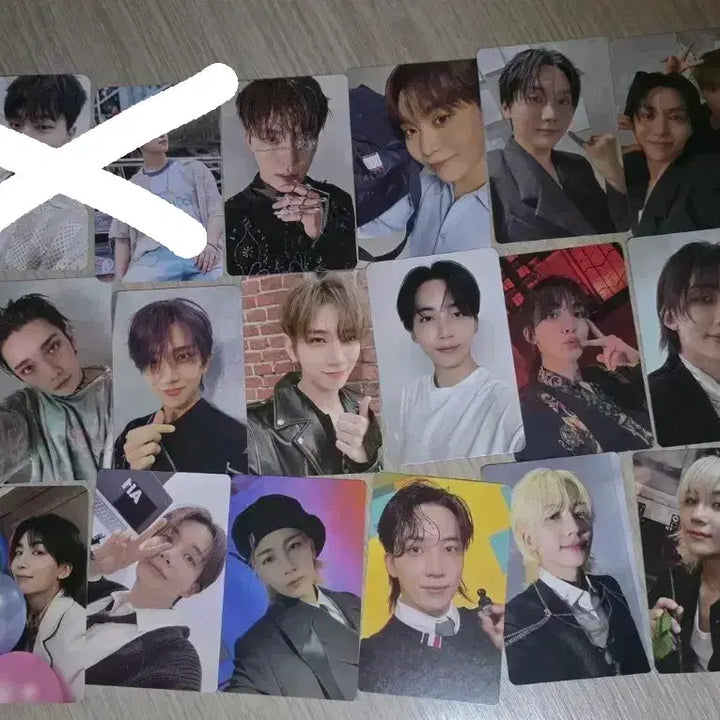 [BUNJANG] SEVENTEEN Photocard Bundle Set (24 Cards) Dino, Joshua, Seungkwan, Jun, Jeonghan / 세븐틴 포토카드 포카 일괄 양도 (24장) 디노 조슈아 승관 준 정한