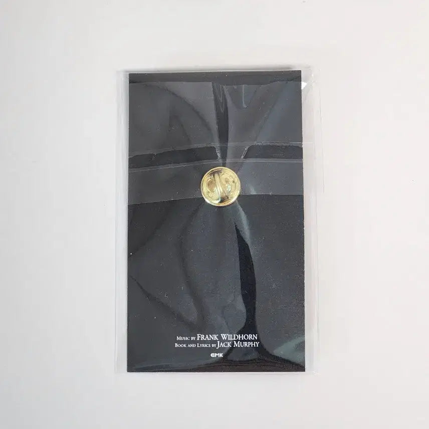 [BUNJANG] The Count of Monte Cristo Sailing Badge (Sealed) / 뮤지컬 몬테크리스토 항해 미개봉