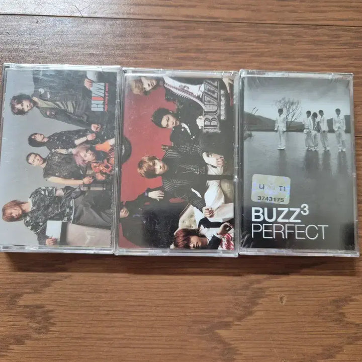 [BUNJANG] Buzz Cassette Tape 3-Tape Bundle Set (Sealed) / (미개봉 카세트)버즈 BUZZ 카세트테이프 3개일괄