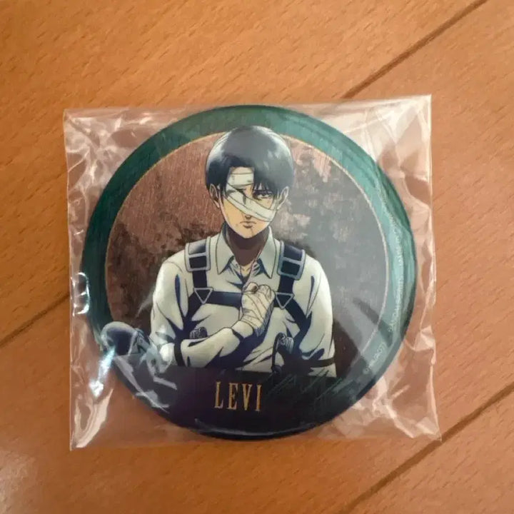 [BUNJANG] Attack on Titan Levi Ichiban Kuji Canned Badge / 진격거 이치방쿠지 리바이 캔뱃지