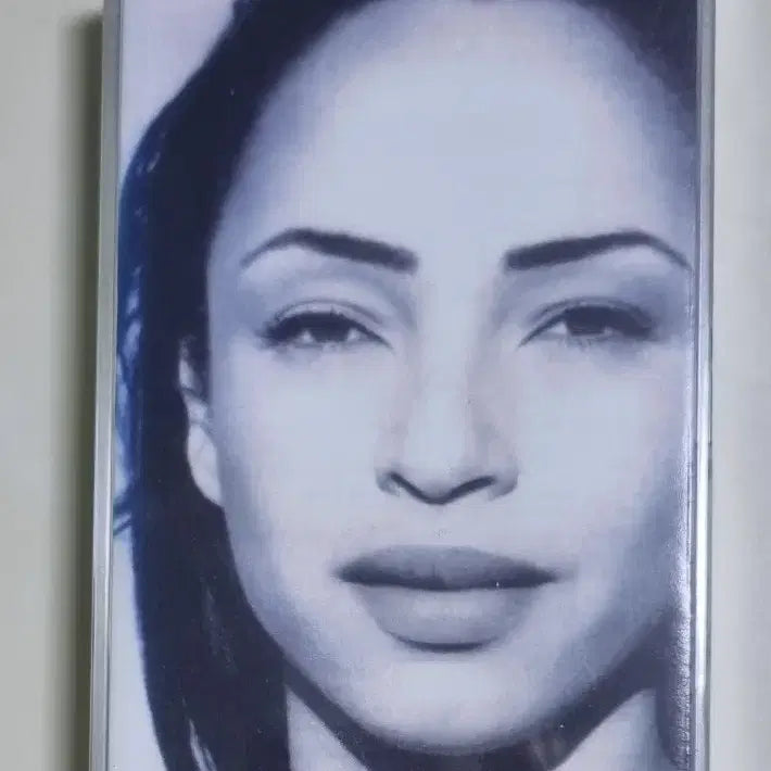[BUNJANG] Sade Best Of Sealed Cassette Tape / 샤데이 Sade 베스트 (미개봉 카세트테이프)