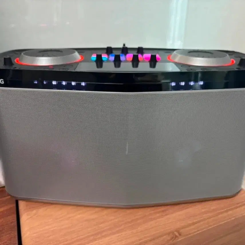 [BUNJANG] LG DJ Boom Box Bluetooth Speaker / LG DJ Boom Box 블루투스 스피커