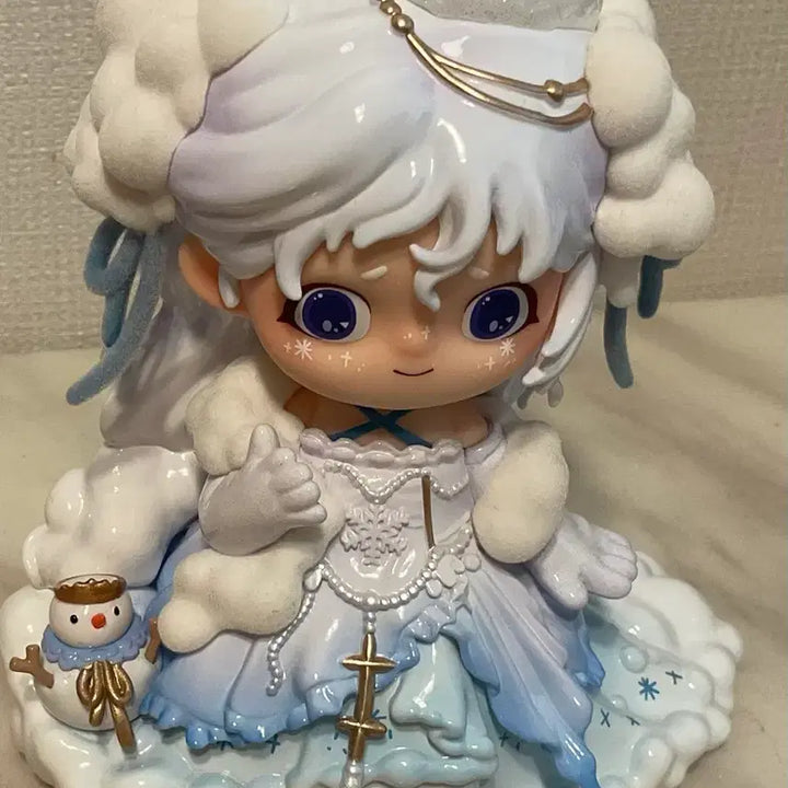[BUNJANG] Snow Fairy Girl Figure Decoration / 눈꽃요정 소녀 피규어 인형 장식품 미소녀 피규어