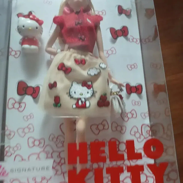 [BUNJANG] Barbie Hello Kitty Collaboration Limited Edition Doll Set / 바비 헬로키티 콜라보 인형 한정판