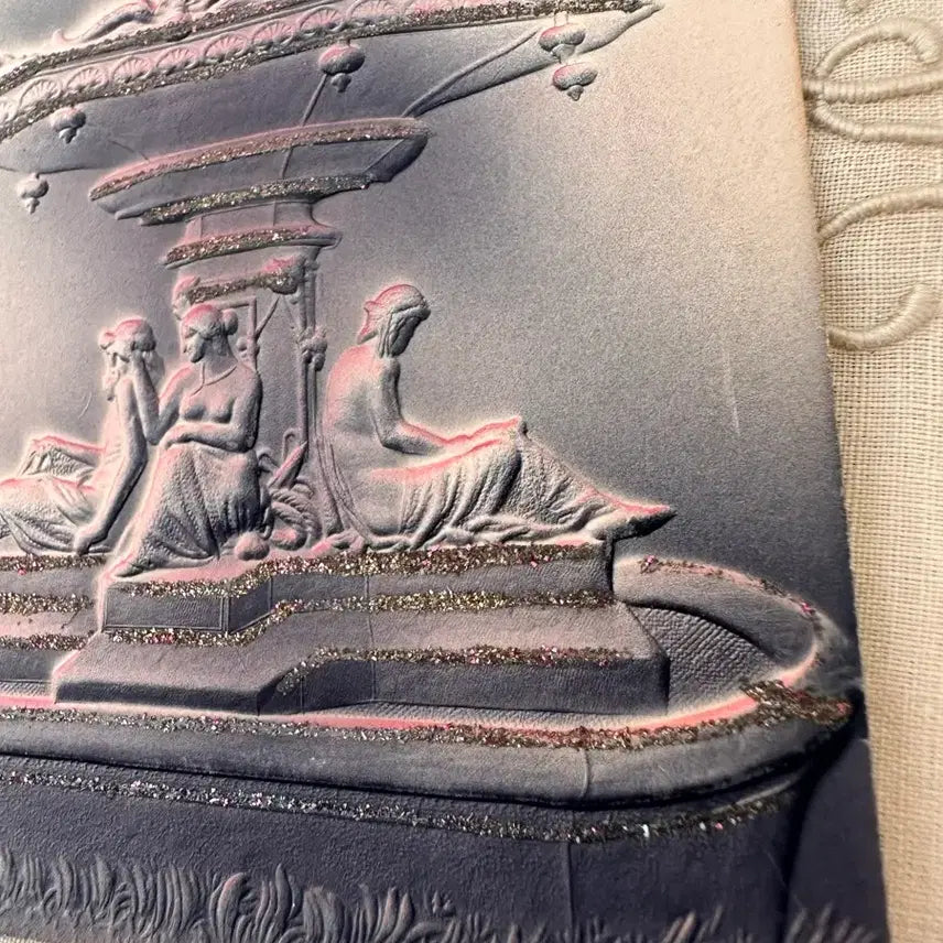 [BUNJANG] Antique Embossed Postcard with Intricate Carving Detail / 앤틱엽서 양각 디테일끝장 조각품