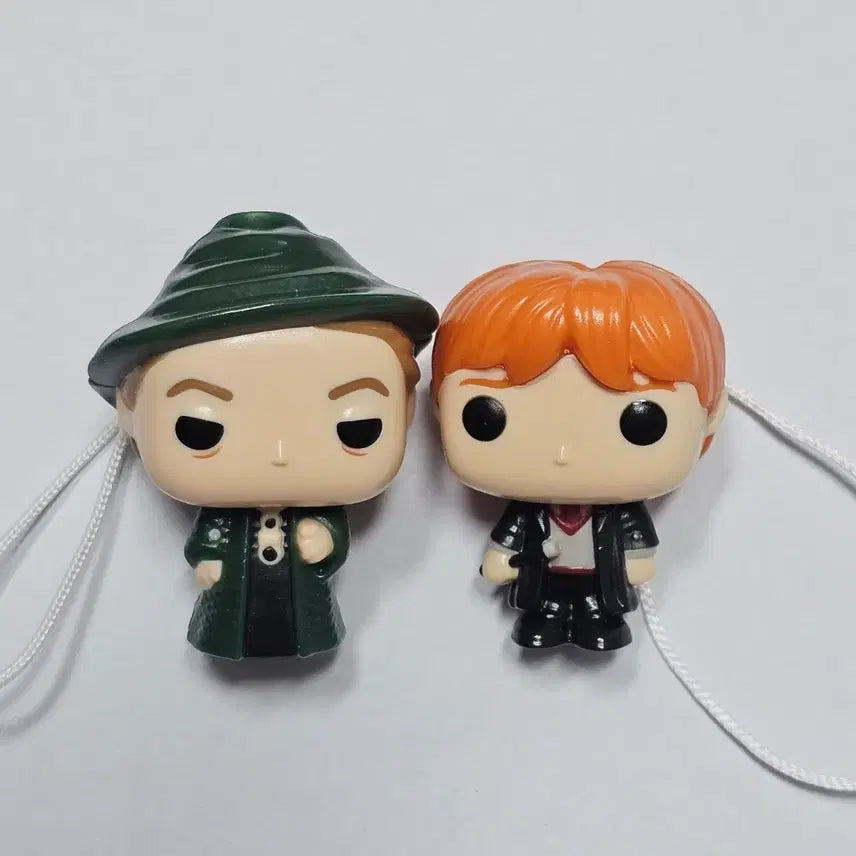 [BUNJANG] Kinder Joy Harry Potter Figures (Set of 2) / [세일중] 킨더조이 해리포터 피규어 2종 일괄 판매