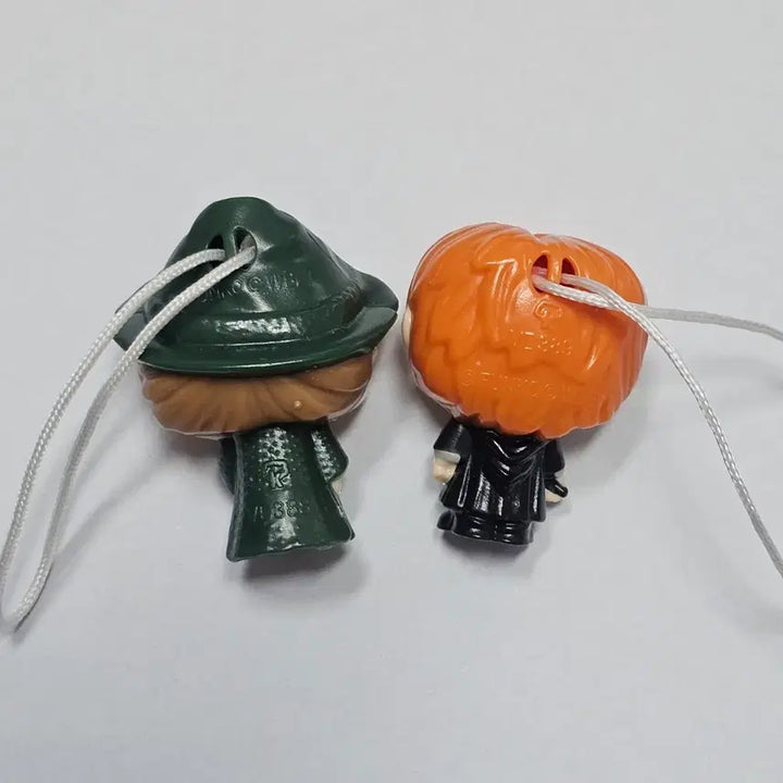 [BUNJANG] Kinder Joy Harry Potter Figures (Set of 2) / [세일중] 킨더조이 해리포터 피규어 2종 일괄 판매