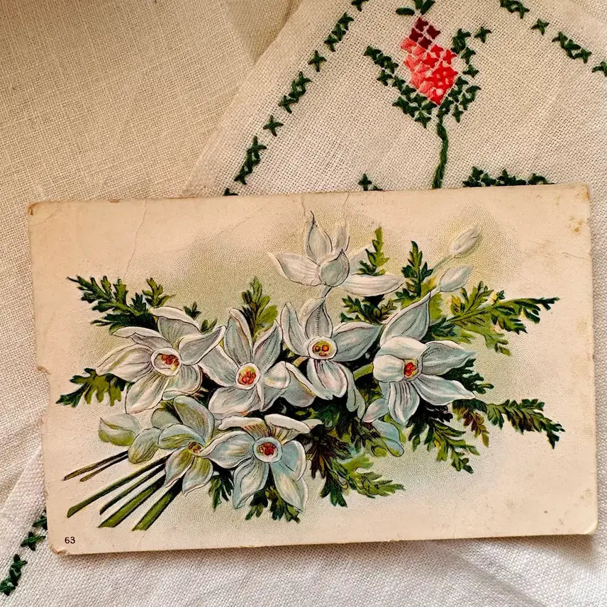 [BUNJANG] Antique Embossed Lily Postcard / 앤틱엽서 플라워 양각 백합 한다발