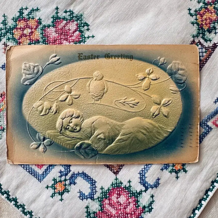 [BUNJANG] Antique Embossed Postcard - Sleeping Woman and Flowers / 앤틱엽서 양각 잠자는 숲속의 여인