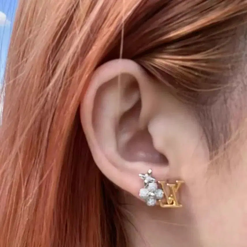 [BUNJANG] Louis Vuitton LV Flower Earrings / 루이비통 LV 플라워 귀걸이