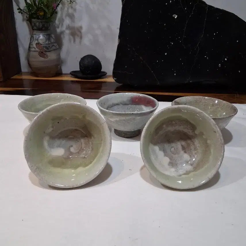 [BUNJANG] Lee Gyeong-hyo Green Glazed Celadon Tea Cups Set of 5 / 장작가마 토곡이경효 녹진사(녹유)차잔5점 .미사용