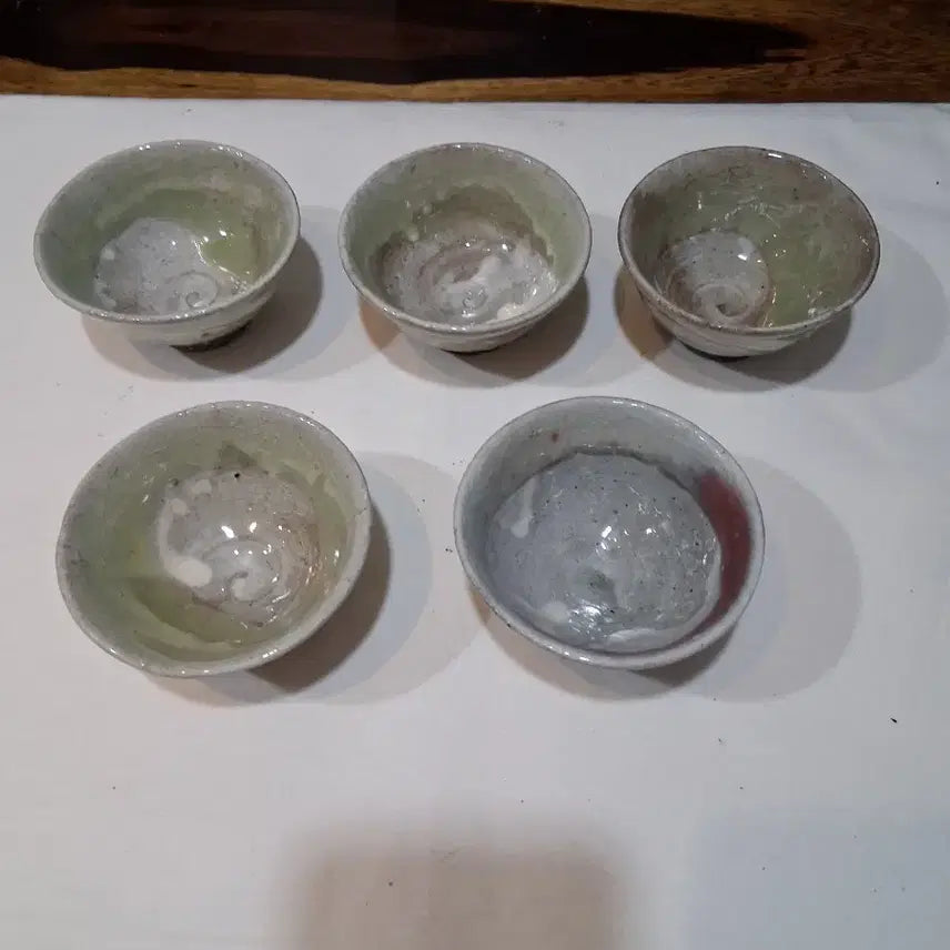 [BUNJANG] Lee Gyeong-hyo Green Glazed Celadon Tea Cups Set of 5 / 장작가마 토곡이경효 녹진사(녹유)차잔5점 .미사용
