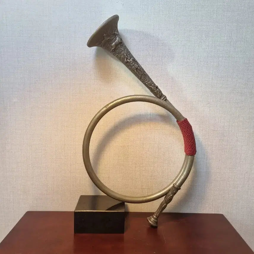 [BUNJANG] European Vintage Hunting Horn Pewter Ornament / 유럽 빈티지 사냥용 주석 호른 (나팔)