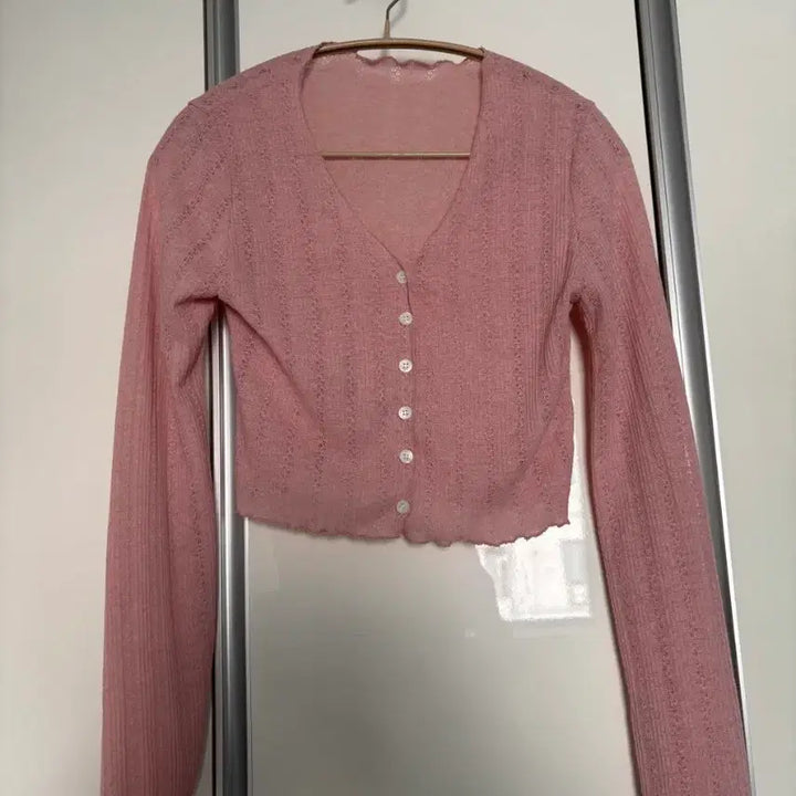[BUNJANG] Pink V-Neck Knit Cardigan / 핑크색 브이넥 니트 가디건