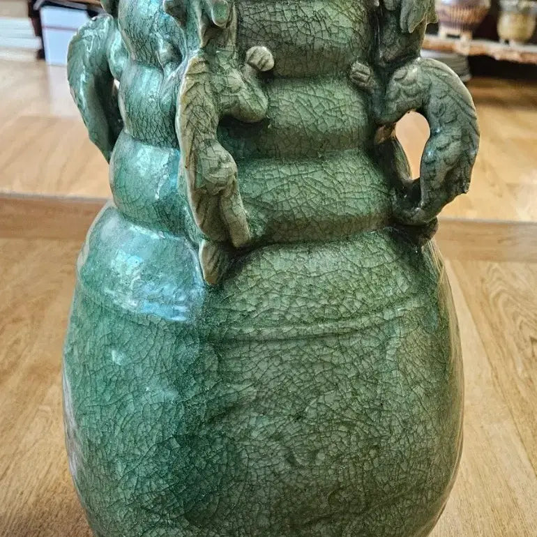 [BUNJANG] Chinese Celadon Porcelain Vase with Dragon Motif / 중국도자기