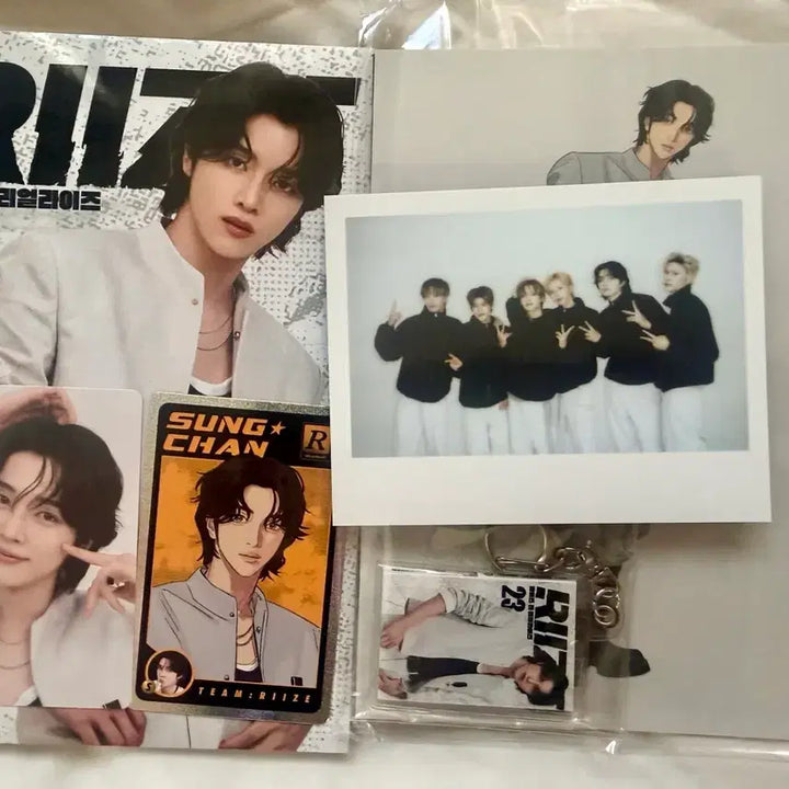 [BUNJANG] RIIZE Sungchan Photobook Comic Book / 라이즈 성찬 포토북 코믹북 라이징라우드