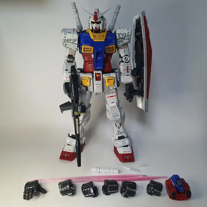 [BUNJANG] Daban Unleashed 1/100 MG RX-78-2 Gundam Model Kit - Completed / 다반 언리쉬드 퍼스트건담 조립 완성품