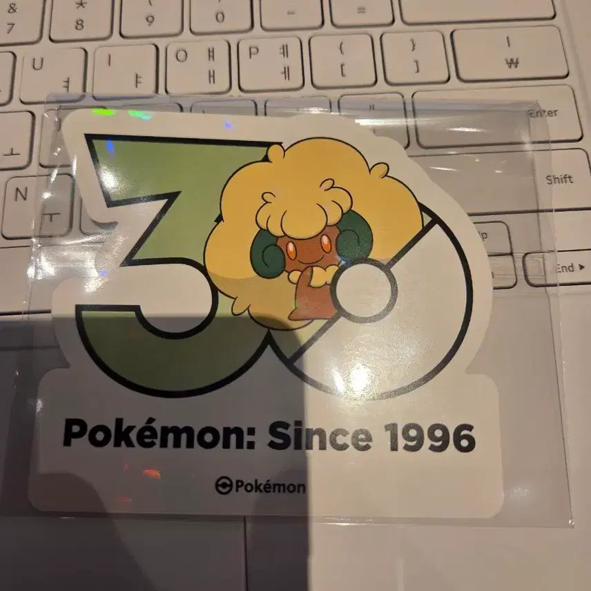 [SOLD OUT] 포켓몬 30주년 기념 스티커(엘풍)