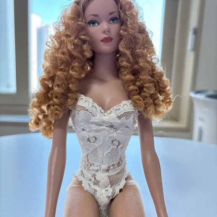 [BUNJANG] Tonner Doll (Ready-to-Wear) 16-inch / 16인치 토너돌(레디투웨어)