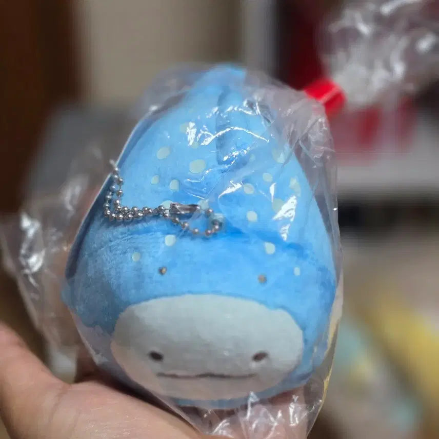 [BUNJANG] San-X Sumikko Gurashi Shimaenaga Whale Shark Plush Charm / 스밋코구라시 진베상어(고래상어) 토카게 볼체인 인형