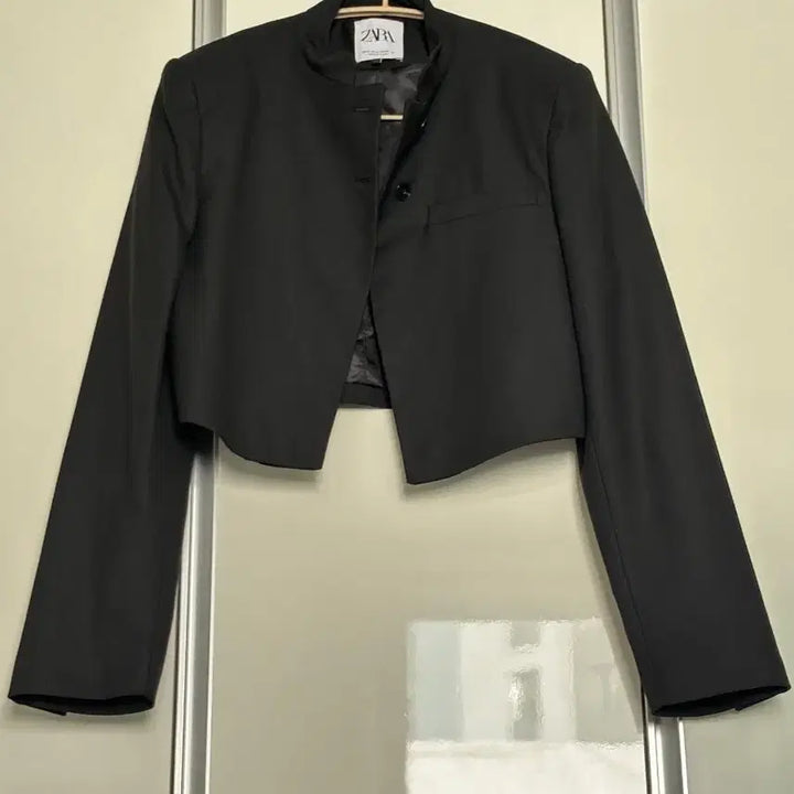 [BUNJANG] Zara Black Cropped Jacket - Size S / 자라 블랙 크롭 자켓 S