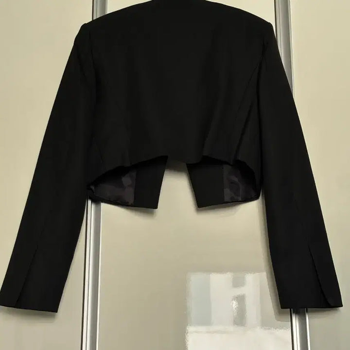 [BUNJANG] Zara Black Cropped Jacket - Size S / 자라 블랙 크롭 자켓 S