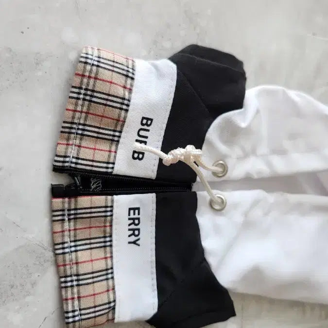 [BUNJANG] 20cm Plushie Clothing Burberry Windbreaker Jacket / 솜인형 인형옷 20cm 버버리 바람막이 자켓