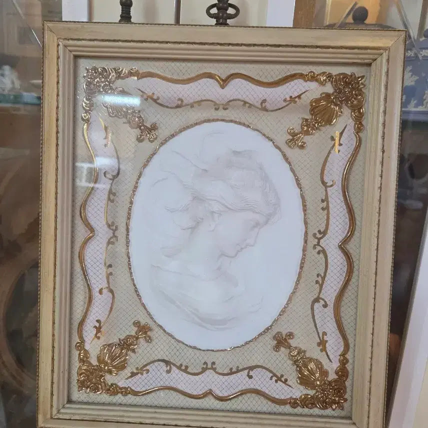 [BUNJANG] Antique Style Portrait Frame Decoration / 앤틱 스타일 여인상 액자 장식