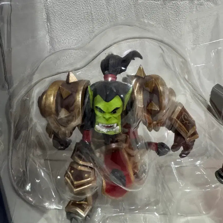 [BUNJANG] Pop Mart World of Warcraft Thrall Figure / 월드 오브 워크래프트 스랄 팝마트 피규어