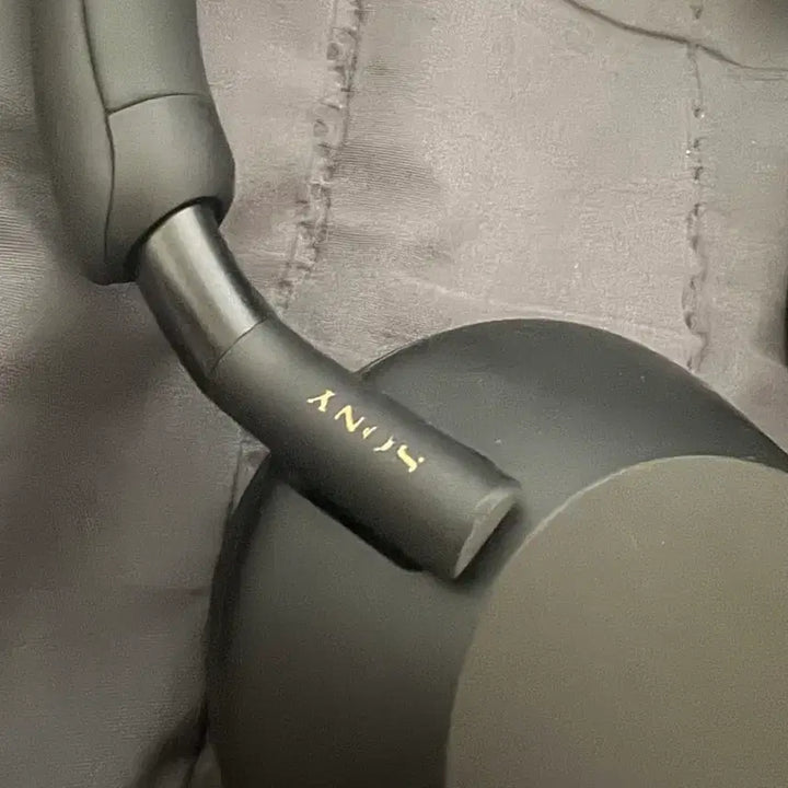 [BUNJANG] Sony WH-1000XM5 Headphones with Case / 소니 wh-1000xm5 블랙 헤드폰 케이스 포함