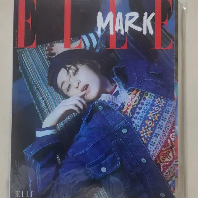 [BUNJANG] Byun Woo Seok Elle Magazine April 2024 / 변우석 마크엘르잡지 24년4월