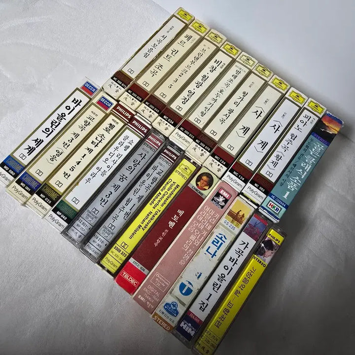 [BUNJANG] Classic Cassette Tapes (20 pcs) - Vintage Collection / 클래식 카세트테이프 20장