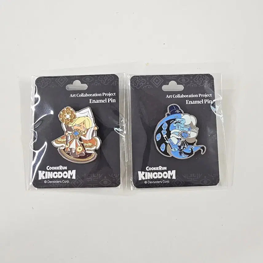 [BUNJANG] Cookie Run Kingdom Shining Milk Chocolate &amp; Pure Vanilla Enamel Pin Button Set / 쿠키런 킹덤 쉐밀+퓨바 에나멜 핀버튼 핀빼찌 세트