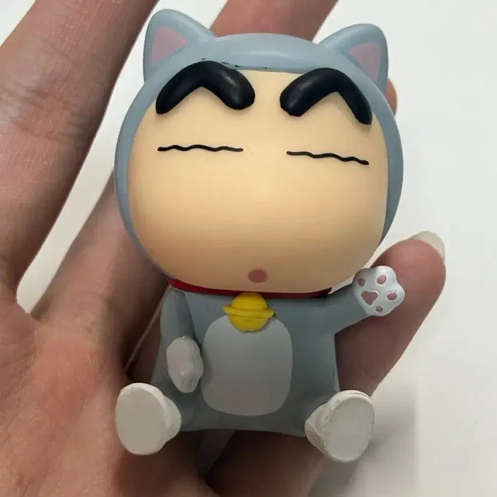 [BUNJANG] Crayon Shin-chan Cat Figure / 짱구 고양이 피규어